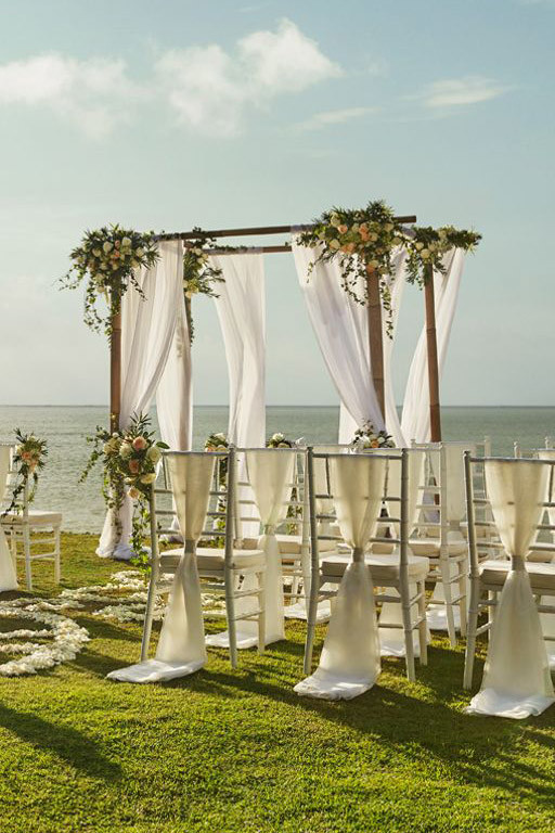 巴厘岛四季沙滩婚礼